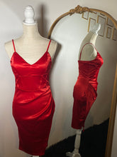 Load image into Gallery viewer, Isabella Dress Red
